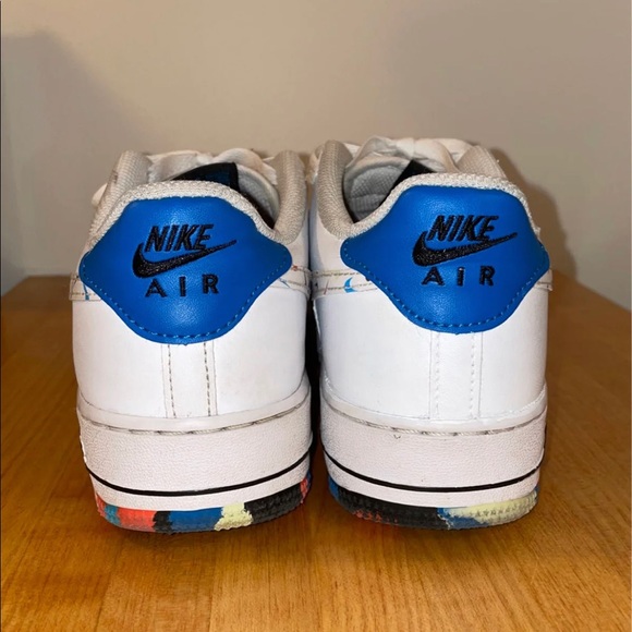 Men 2021 Nike Air Force 1 Swoosh Pack LV8 - Picture 9 of 12